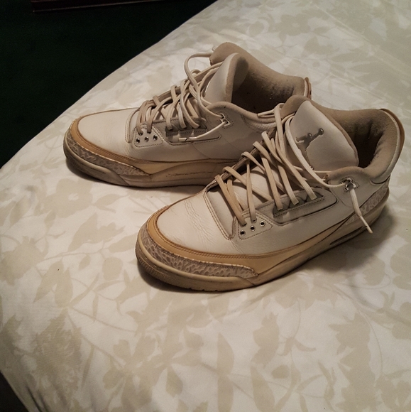 Jordan Pure 3s